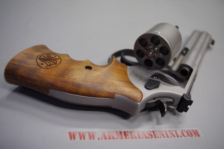 S&W 686 INTERNATIONAL Cal 357 Mag